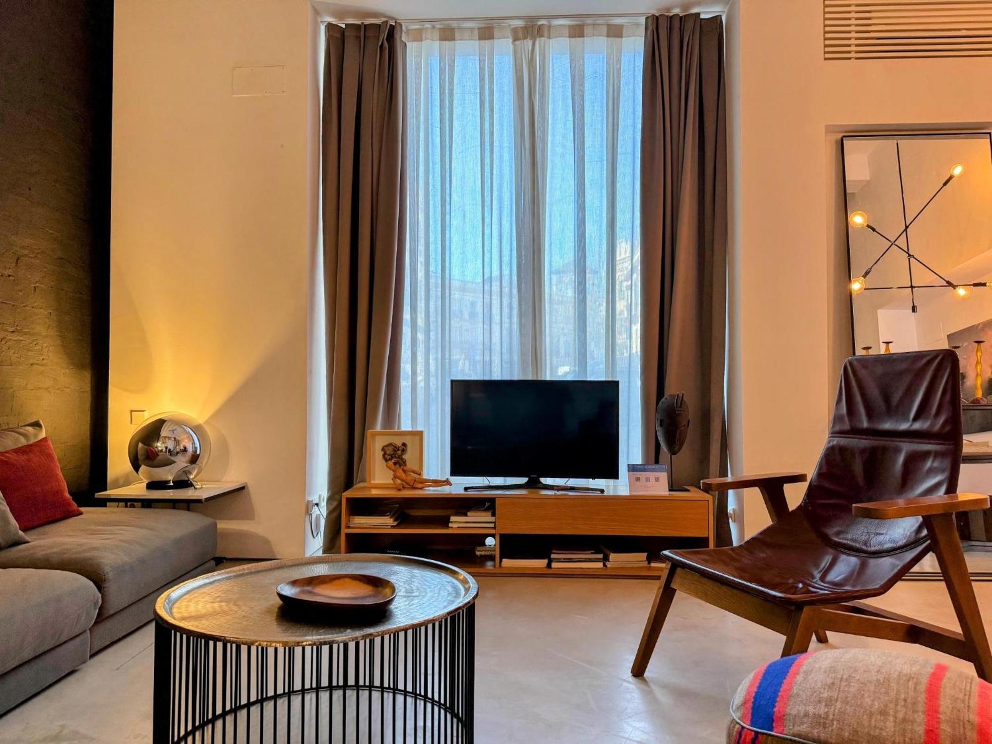 Apartamento Elegancia Urbana Cerca De La Maestranza 2 Hab 2ban